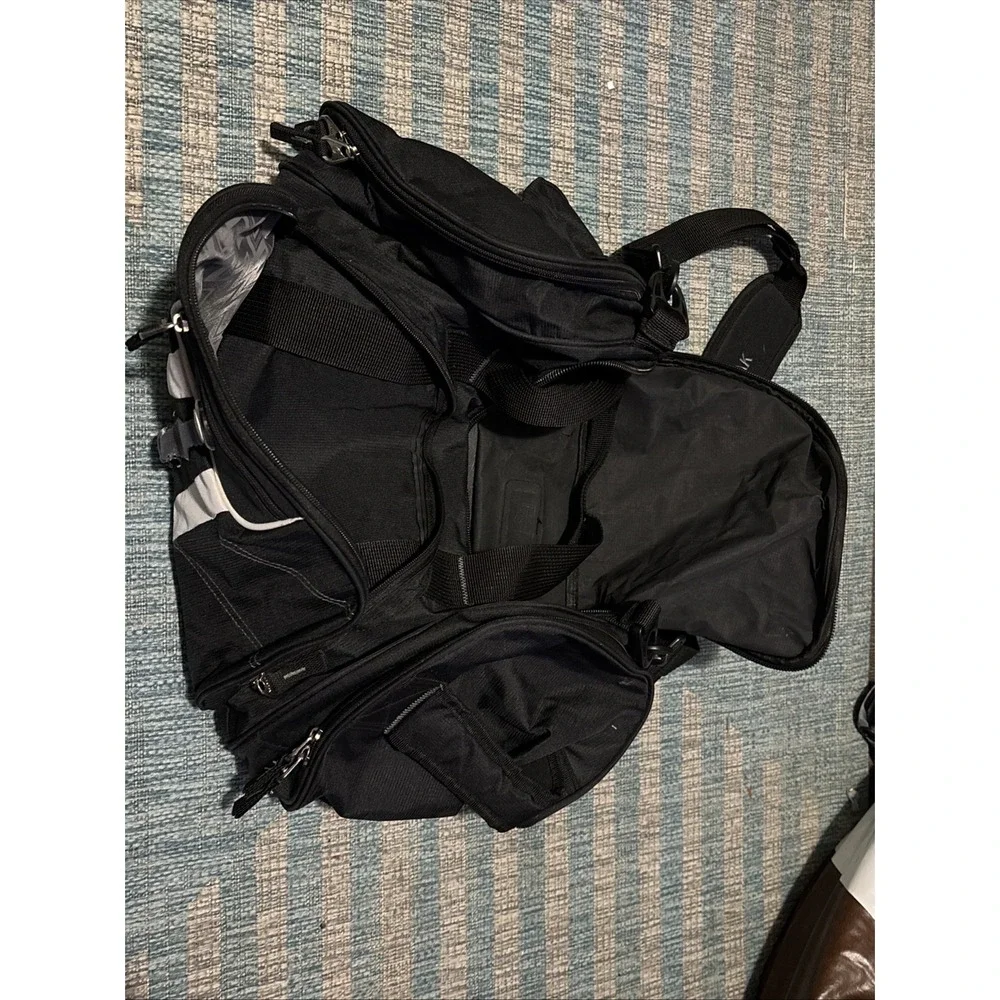 Calpak Black 20 Inch Weekender Duffel Bag Travel Carry On Nylon